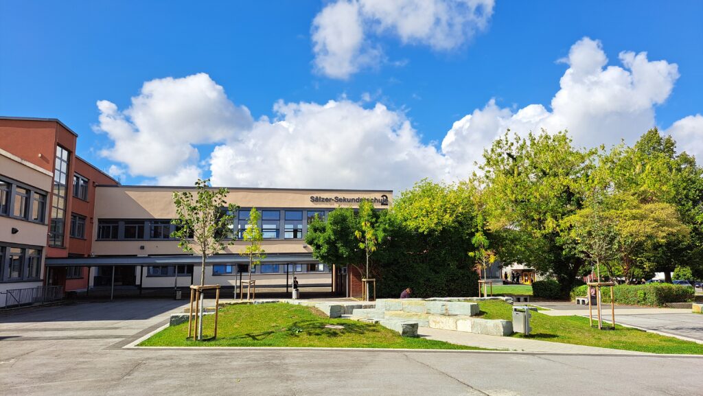 Foto Gebäude Sälzer-Sekundarschule 2